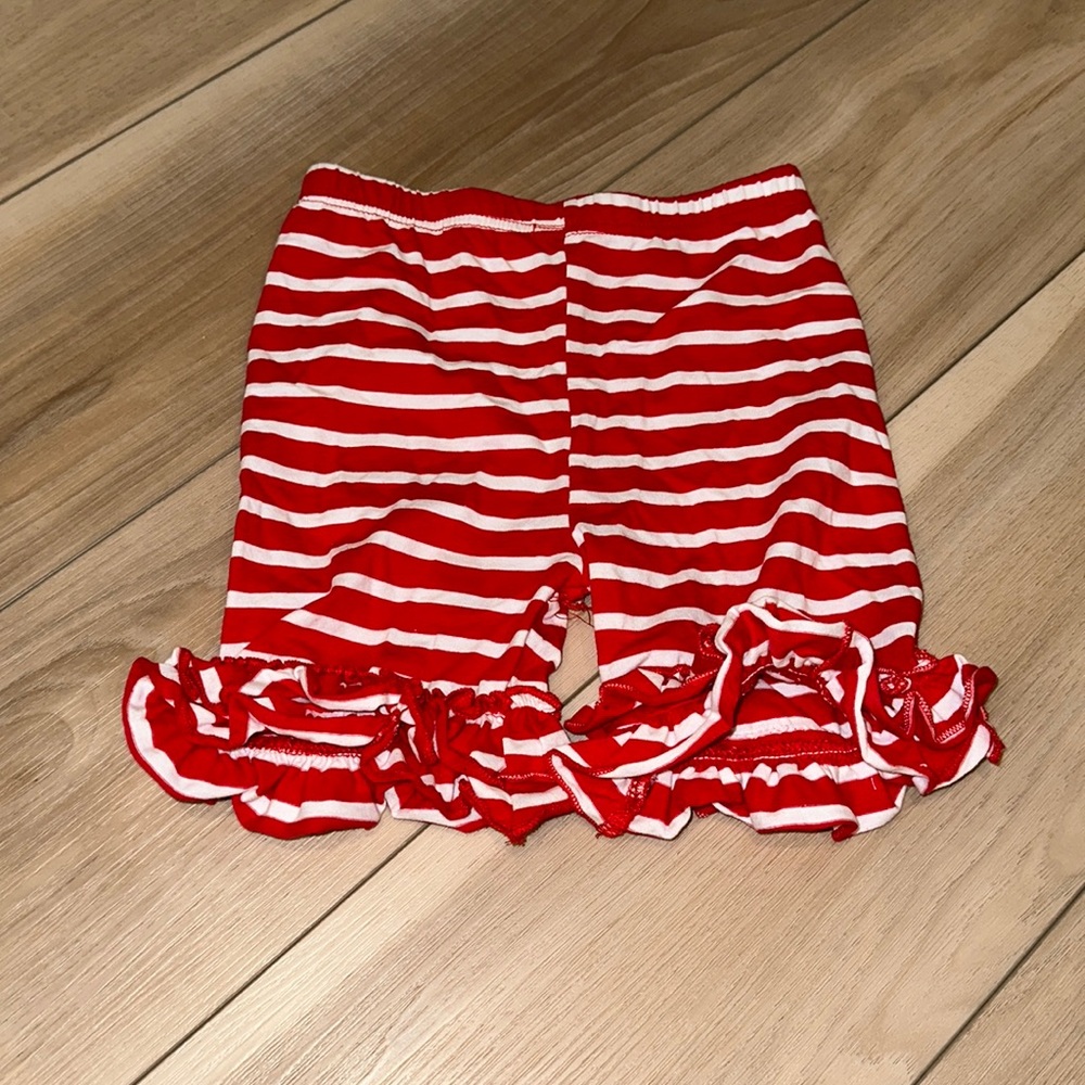 EUC Girls Stretch Ruffle Shorts Size 7 Boutique Brand Red & White Stripe